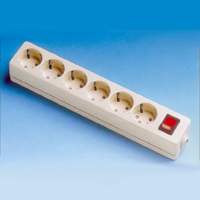 FAMATEL - BASE 6 TOMAS SCHUKO C/INT.10-16A-250V BL