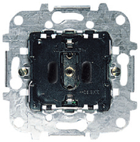 NIESSEN - BASE DE ENCHUFE 2P+T LATERAL SCHUKO CON GARRA