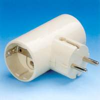 FAMATEL - CLAVIJA TT LAT.+2 BASES TT LAT.16A-250V